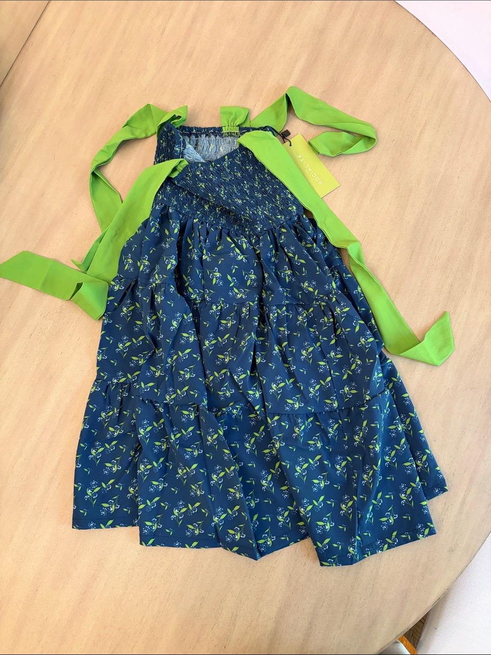 NWT socialite designer floral dress w ribbon ties